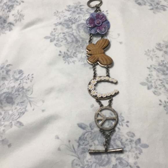 Lucky Brand Bracelet 🌺 🦋 horseshoe ☮️ - Picture 2 of 4